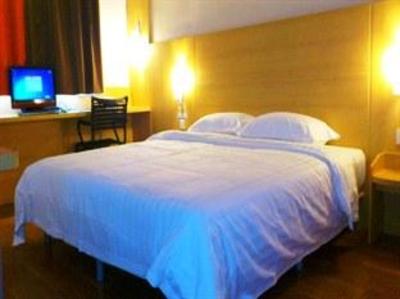фото отеля Hotel Ibis Chengdu Chunxi