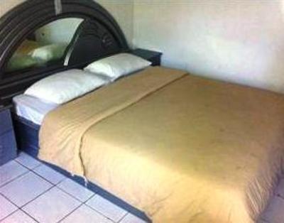 фото отеля Catellya Guest House Cipaku