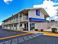 Motel 6 Santa Fe