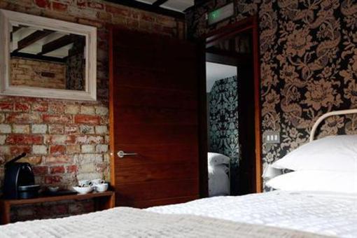 фото отеля Rocksalt Rooms
