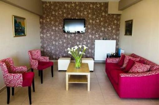 фото отеля Andrews Apartments Nafplion