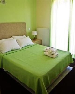 фото отеля Andrews Apartments Nafplion