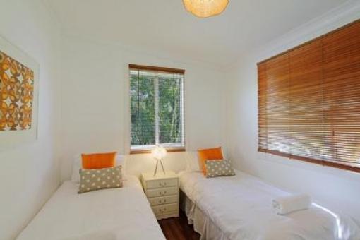 фото отеля Ron's Beach House Byron Bay