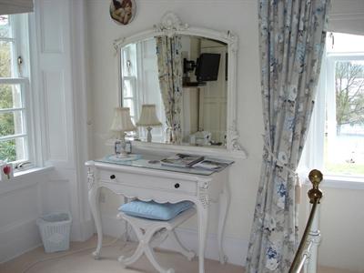 фото отеля Glebe Country House Tarbet