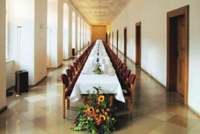 фото отеля Akademie Tagungshaus Weingarten