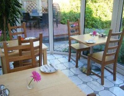 фото отеля Coppid Hill Guest House