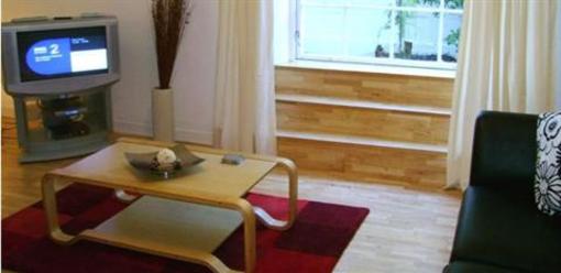 фото отеля Lansdowne Garden Apartment