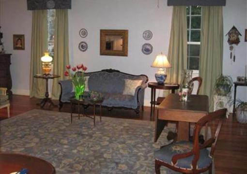 фото отеля Magnolia Cottage Bed and Breakfast