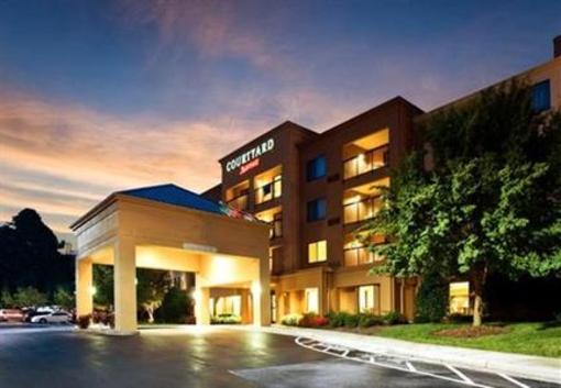 фото отеля Courtyard by Marriott Winston-Salem Hanes Mall