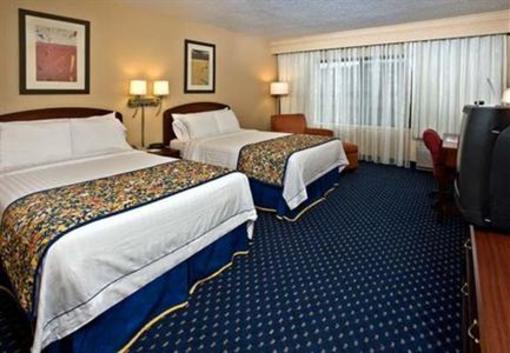 фото отеля Courtyard by Marriott Winston-Salem Hanes Mall