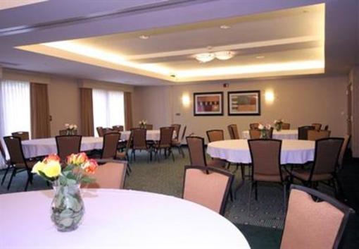 фото отеля Courtyard by Marriott Winston-Salem Hanes Mall