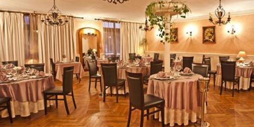 фото отеля Hotel de La Poste Pontgibaud