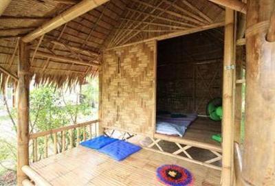 фото отеля Amazon Bungalow