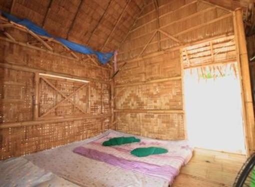 фото отеля Amazon Bungalow