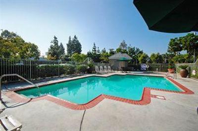 фото отеля Ayres Hotel Anaheim