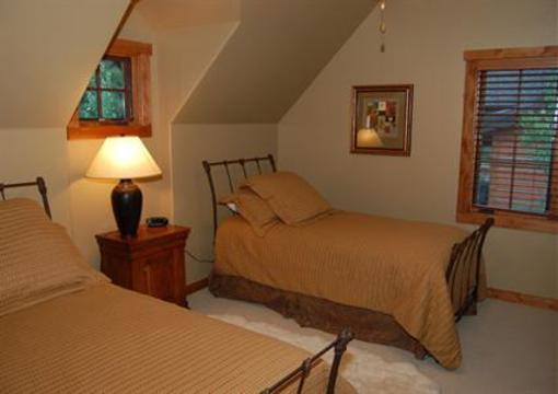 фото отеля Tamarack Resort Donnelly