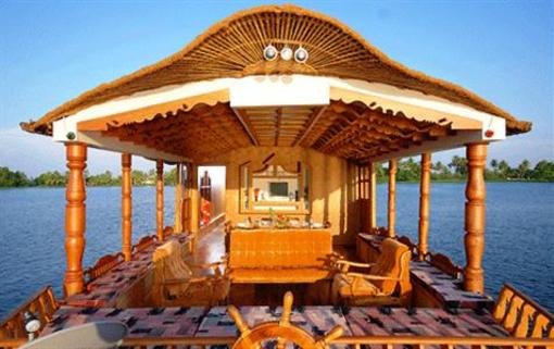 фото отеля House Boat Grandeur
