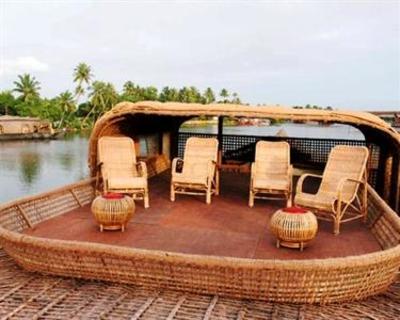 фото отеля House Boat Grandeur