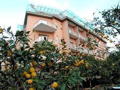 фото отеля Hotel Regina Sorrento