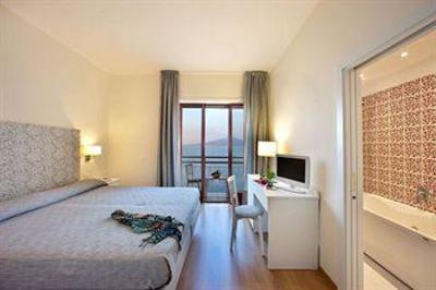 фото отеля Hotel Regina Sorrento