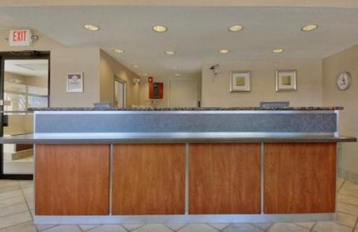фото отеля Red Roof Inn Detroit Plymouth