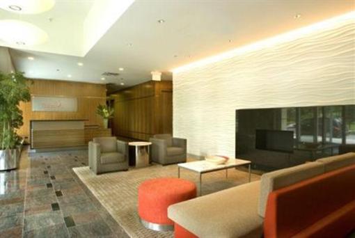 фото отеля Oakwood Apartments At The Tides Chicago