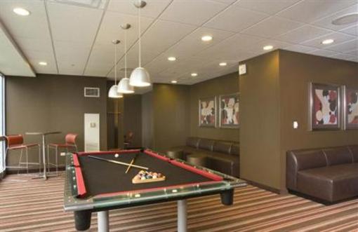 фото отеля Oakwood Apartments At The Tides Chicago