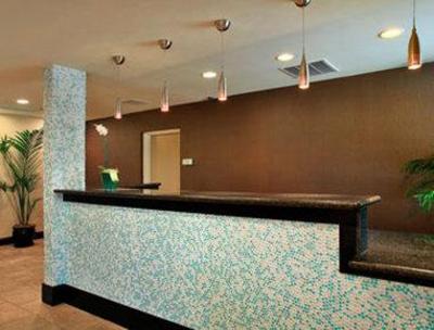 фото отеля Travelodge La Mesa