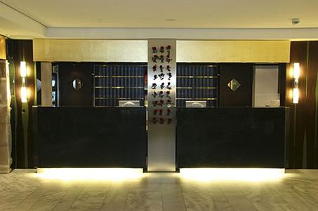 фото отеля Derag Livinghotel Kanzler