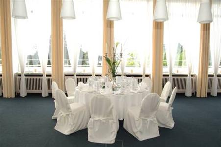 фото отеля Derag Livinghotel Kanzler