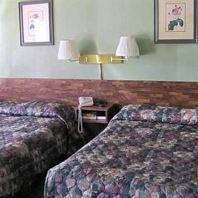 фото отеля Budget Inn Lake George