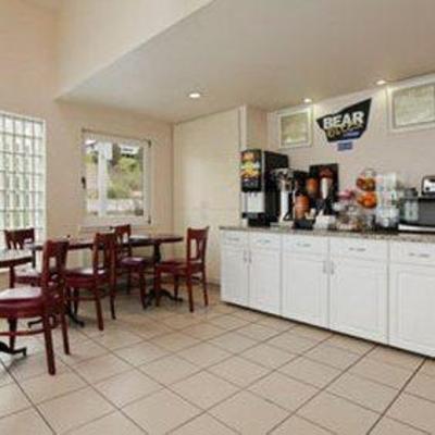 фото отеля Travelodge Mill Valley Sausalito