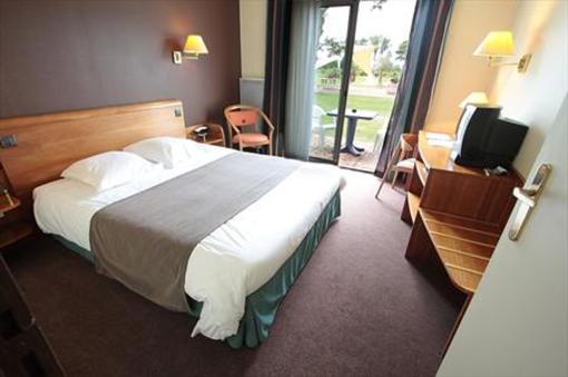 фото отеля L'Abreuvoir Hotel Heric