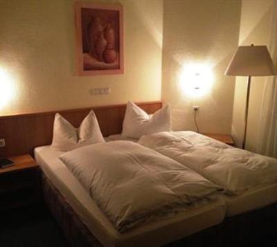 фото отеля Central Hotel Gera