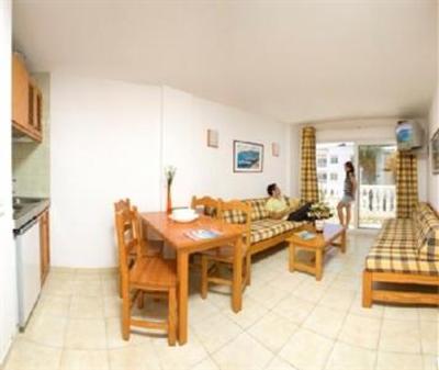 фото отеля Apartamentos Playa Grande Ibiza