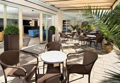 фото отеля Hotel Niagara Cattolica