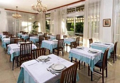 фото отеля Hotel Niagara Cattolica