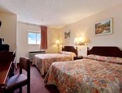 фото отеля Super 8 North Bergen