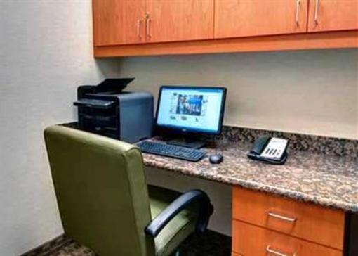 фото отеля Hampton Inn & Suites Astoria