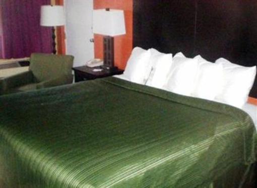 фото отеля Quality Inn Orange City