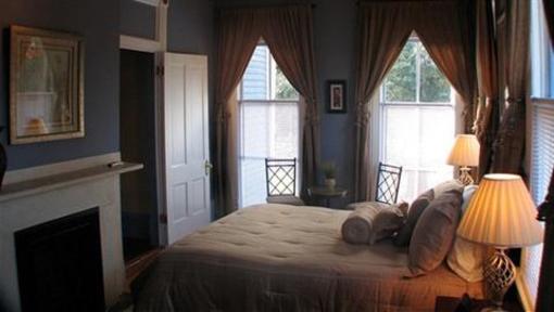 фото отеля Savannah Dream Vacations - 1002 Drayton Upper Apt