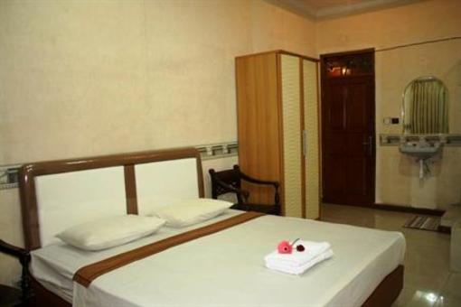 фото отеля Hotel Tiga Intan