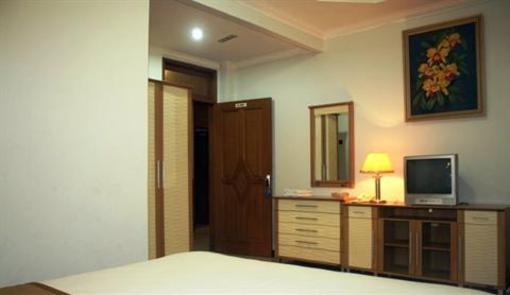 фото отеля Hotel Tiga Intan