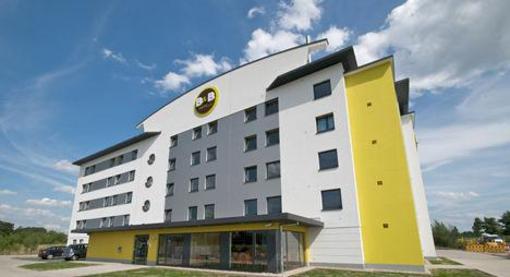 фото отеля B&B Hotel Oberhausen am Centro