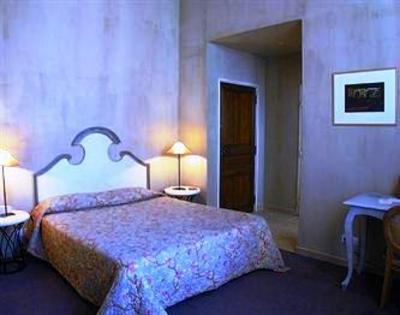 фото отеля Hotel de L Amphitheatre Arles