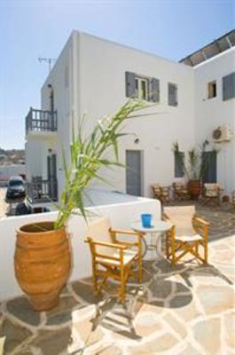 фото отеля Cyclades Studios Ornos