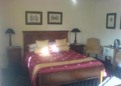 фото отеля The Bear Hotel