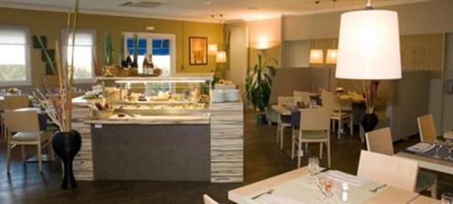 фото отеля Kyriad Auxerre Appoigny Hotel