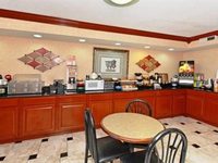 BEST WESTERN Luxury Inn & Suites