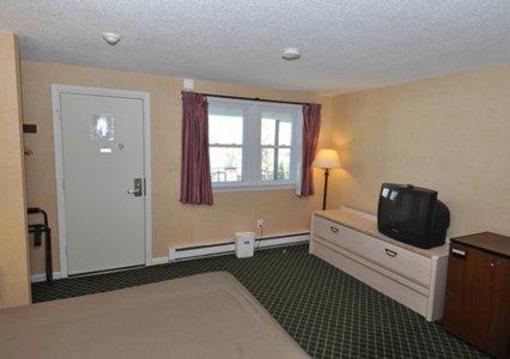 фото отеля Rodeway Inn Hyannis